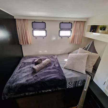 Fantasie Boot Einhorn * Cologne