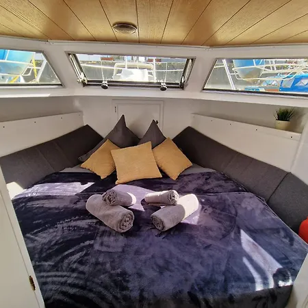 Botel Fantasie Boot Einhorn *