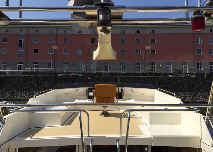 Fantasie Boot Einhorn Hotel na wodzie *